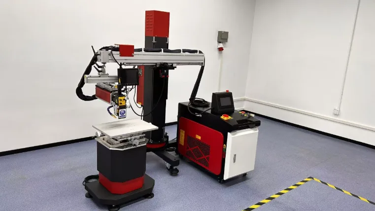 Máquina de Solda a Laser Reparo de Moldes