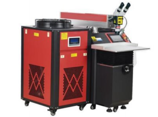 Imagem de Máquinas de solda a laser Pulsado